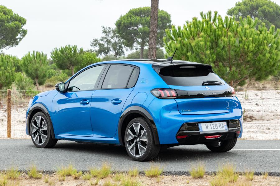  Peugeot e-208 2019 года  (WW) (фото 28 из 42)